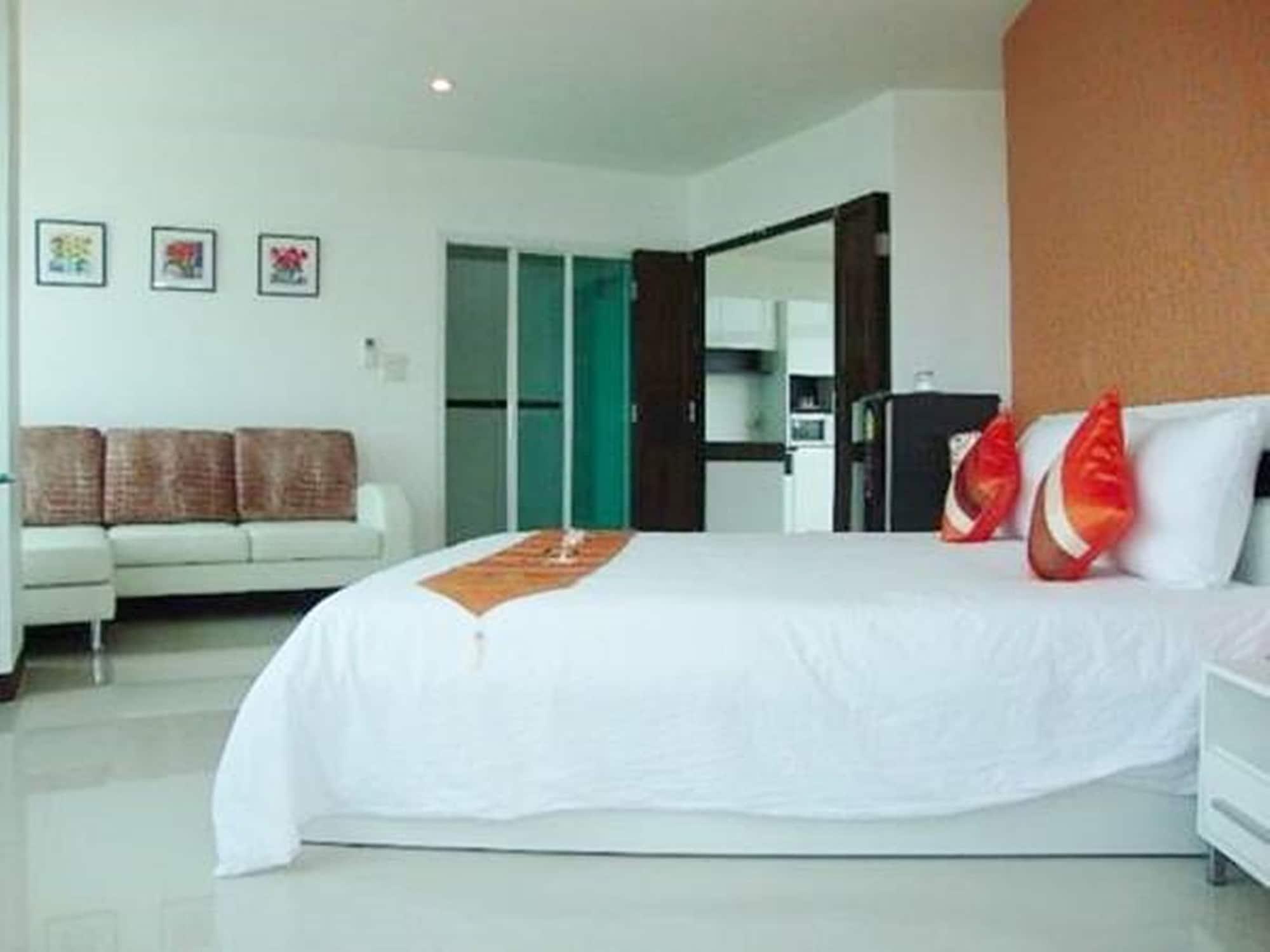 Grand Residence Jomtien Экстерьер фото
