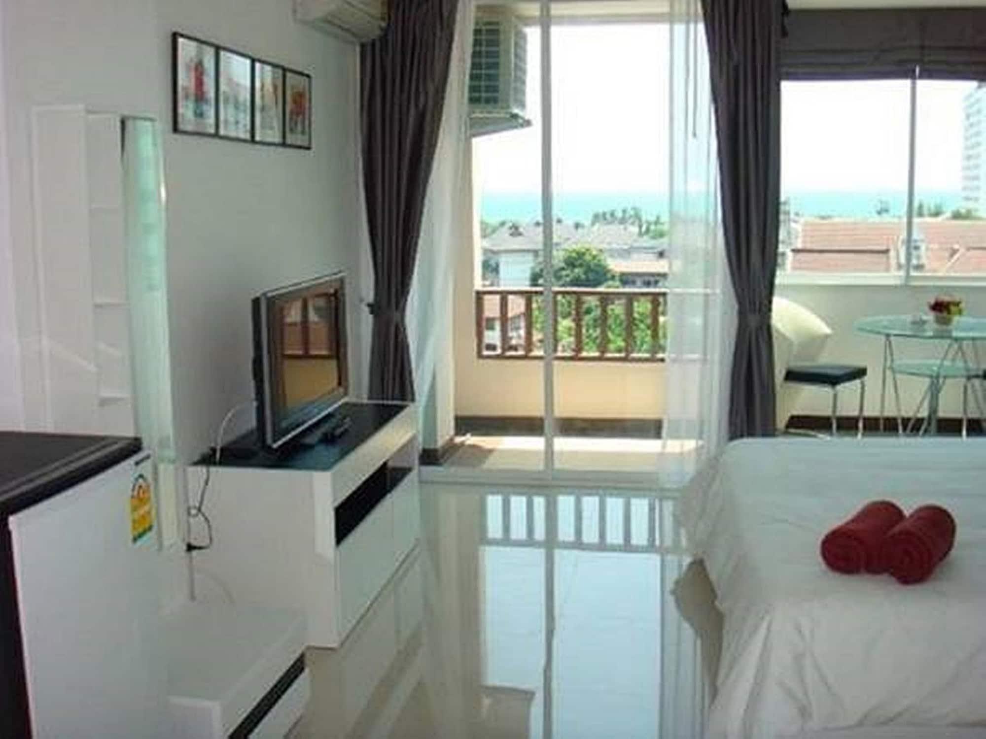 Grand Residence Jomtien Экстерьер фото