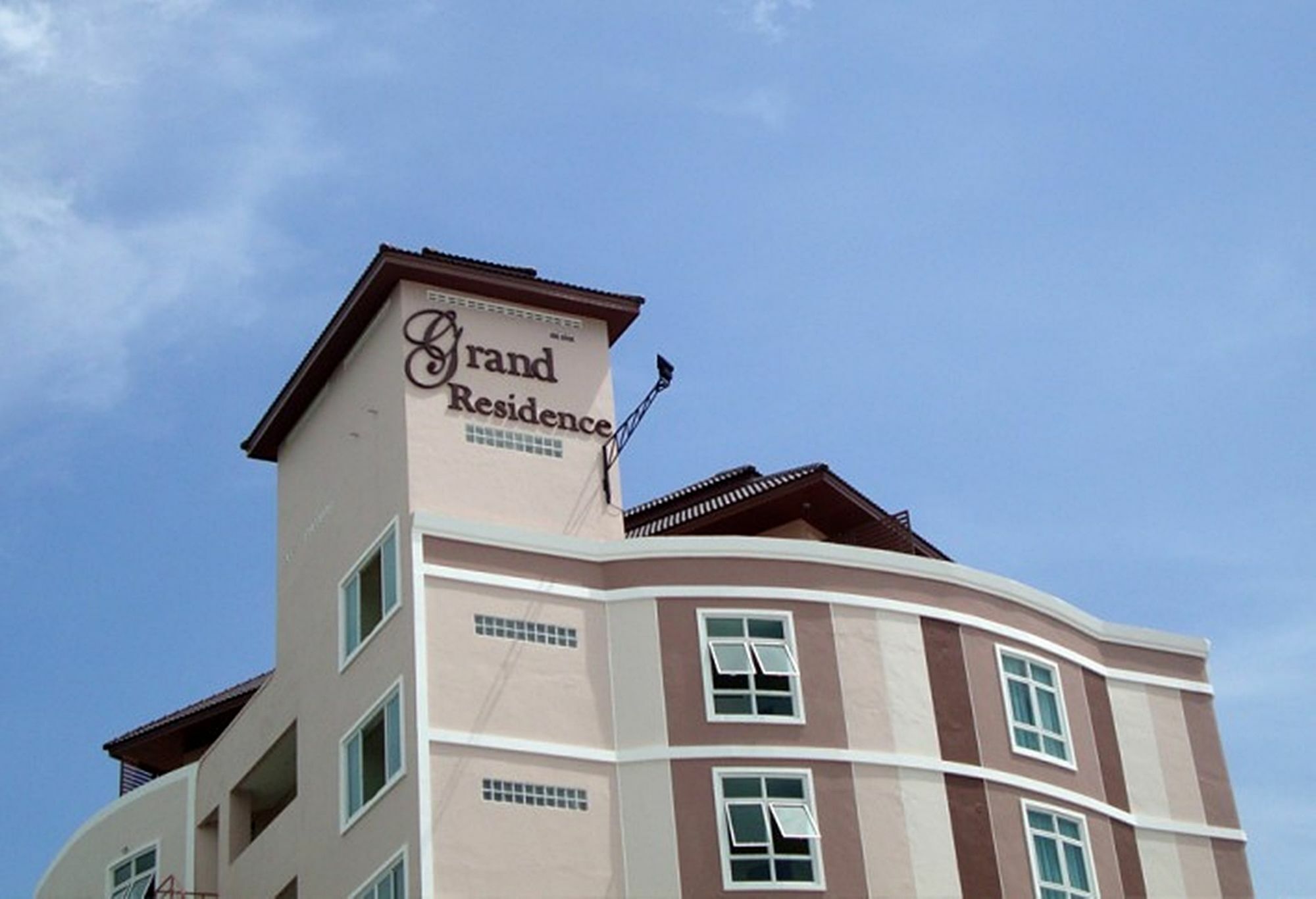 Grand Residence Jomtien Экстерьер фото